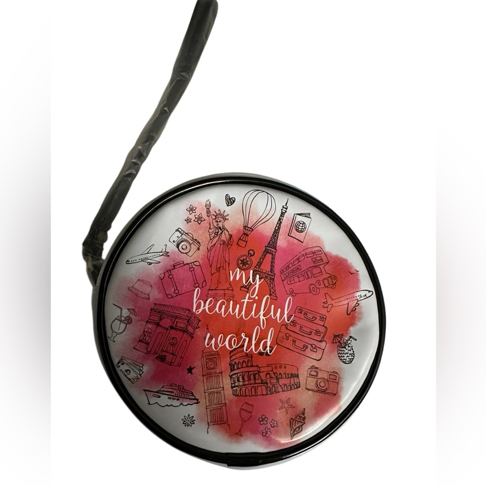Elizabeth Arden Make Up Cosmetic Bag with handle “MY BEAUTIFUL WORLD” NEW White